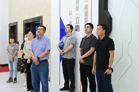 市司法局走访调研五彩堂股份法治建设工作