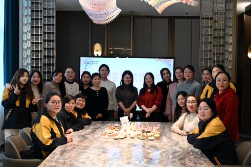 热辣春日 滚烫人生丨五彩堂股份妇女节活动温暖来袭
